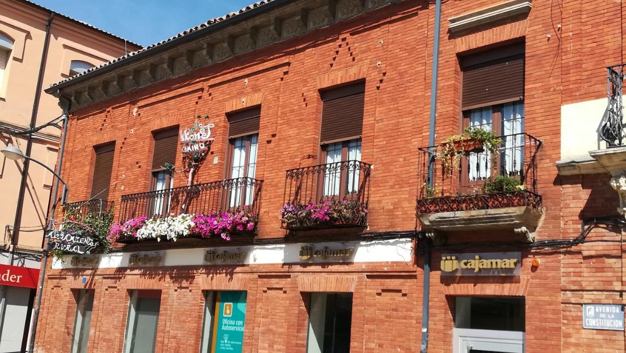 Los Balcones Del Camino Sahagún Exterior foto